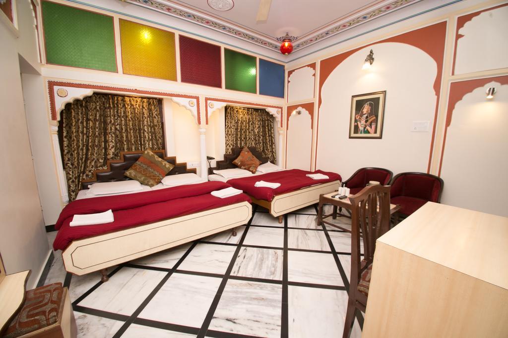 Hotel Kalyan 3*
